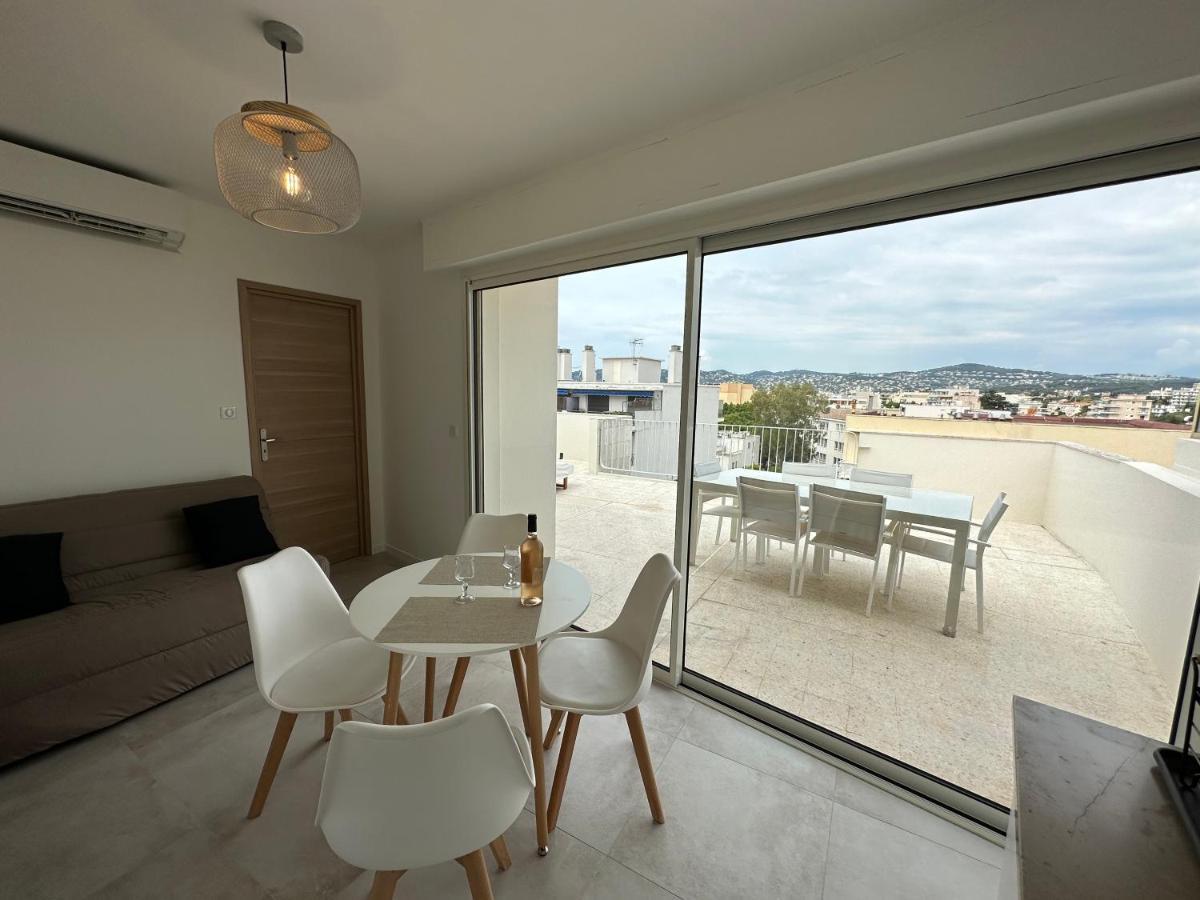 Superbe T2 En Dernier Etage Apartment Antibes Exterior foto